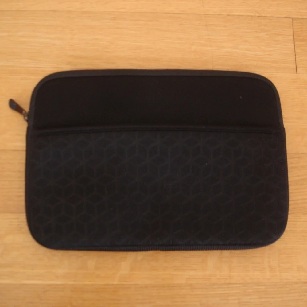 2/$12: HP SPARES Tablet/iPad Sleeve Carrier Padded Case Exterior Zippered Pocket